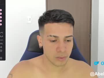 abelasburgo se dezbraca la web pe Chaturbate