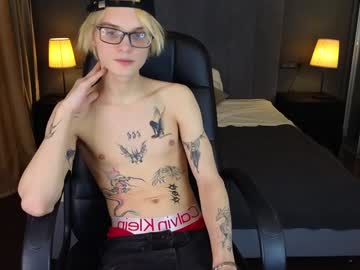 archiehall vrea sex pe Chaturbate