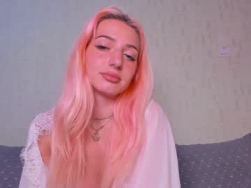 Ce sexy este astroemma777