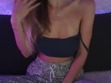 babybrown_27 vrea sex pe Chaturbate