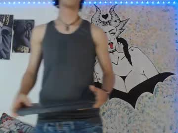 Fantezii cu camilo_hotlatin pe Chaturbate