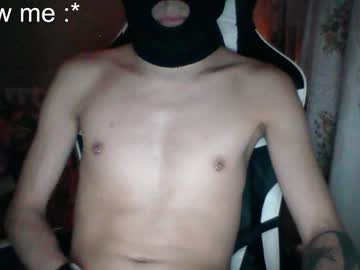 Fantezii cu centralasianboy pe Chaturbate