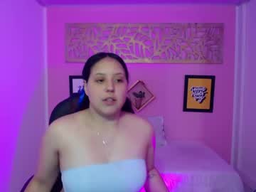 Fantezii cu charlotte_girl29 pe Chaturbate