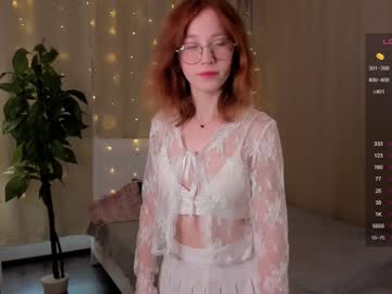 Foto porno dawnhalloway se dezbraca la web pe Chaturbate pe KUR.ro