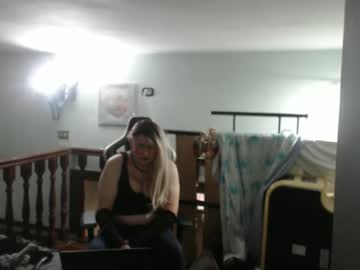 emma671 vrea sex pe Chaturbate