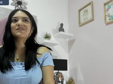 Foto porno emmymiller1 se dezbraca la web pe Chaturbate pe KUR.ro