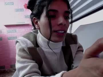 Fantezii cu hera_04 pe Chaturbate