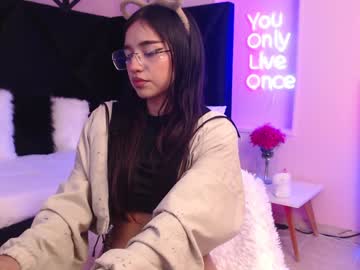 honey__peach__ vrea sex pe Chaturbate