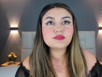 Fantezii cu honeysweet18_ pe Chaturbate