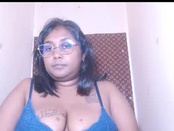 indiancoco vrea sex pe Chaturbate