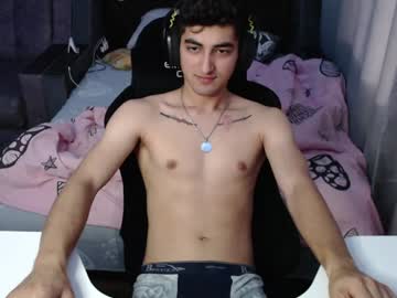 jastin_black vrea sex pe Chaturbate