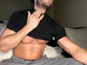 jbreezy212 se dezbraca la web pe Chaturbate