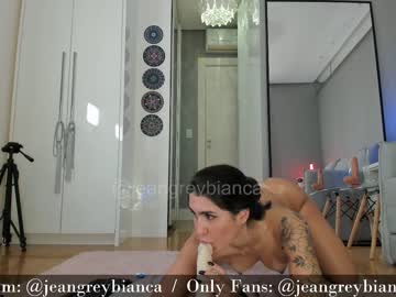 Foto porno Perversiuni la camera cu jeangreybianca pe KUR.ro