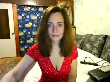 juliaa_foxi vrea sex pe Chaturbate