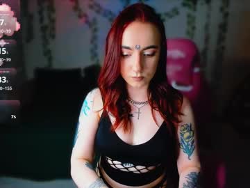 lil_baby_doll_ se dezbraca la web pe Chaturbate