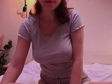 lilamytee1 la videochat pe Chaturbate