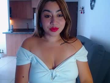 Fantezii cu luna_dupree pe Chaturbate