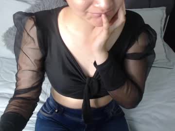 Fantezii cu mich_amga pe Chaturbate