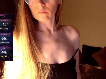 northern_goldilocks vrea sex pe Chaturbate