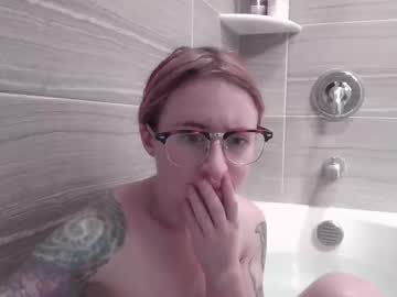 Ce sexy este petiteredheadx