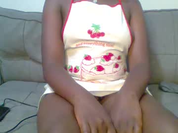 prettyqueen254 se dezbraca la web pe Chaturbate