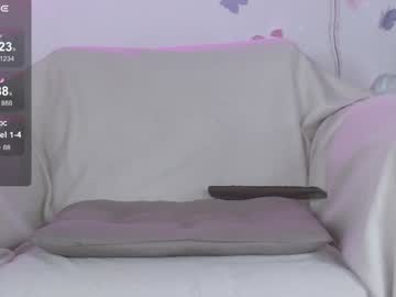 sapphirealice nud la webcam pe Chaturbate