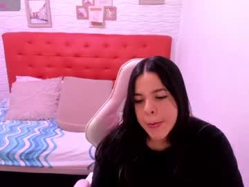 Fantezii cu sofia_lovs pe Chaturbate