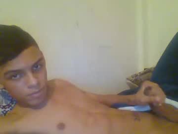 Nebunii pe chat marca twink_boy_24