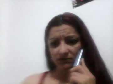 Fantezii cu wild_dreams25 pe Chaturbate